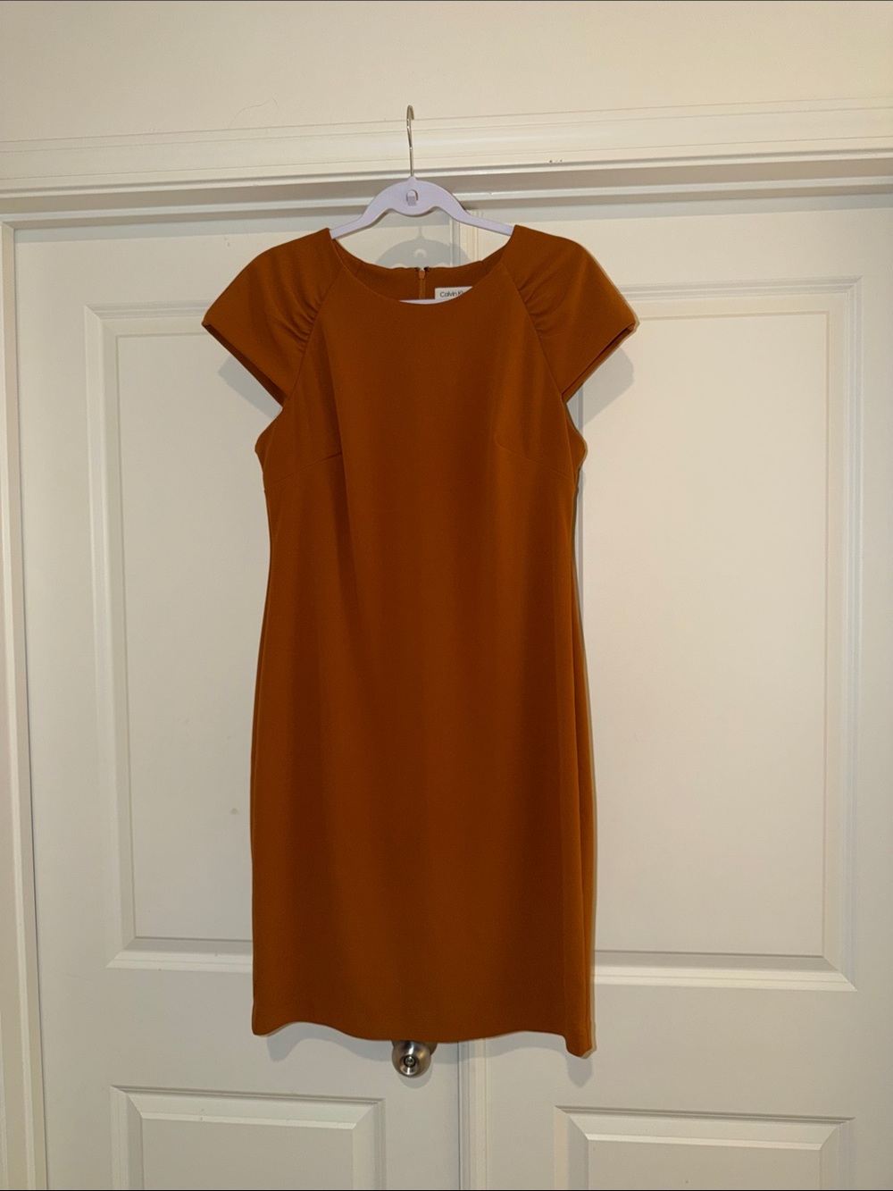 Classic Short-Sleeve Sheath Dress - Rust